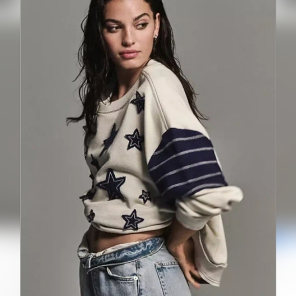 Pilcro Tops - Pilcro Star Patch Ivory & Blue Oversized terrycloth sweatshirt Size XS NWT